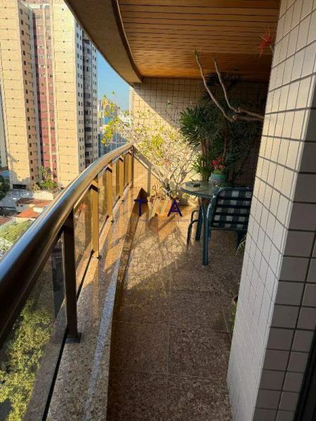 Apartamento com 4 quartos — Lourdes, Belo Horizonte