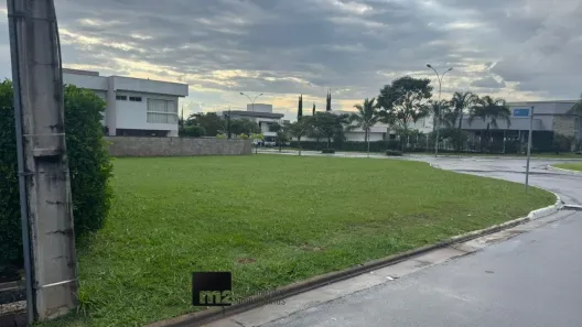 Lote/Terreno à venda, 618m² no Jardins Lisboa, Goiânia