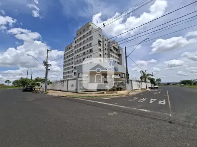 Cobertura com 3 Quartos para alugar, 97m² no Jardim Europa, Uberlândia