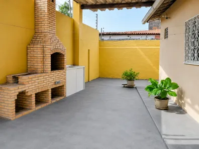 Casa com 3 Quartos à venda, 150m² no Vila Peri, Fortaleza
