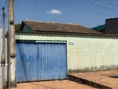 Casa com 2 Quartos à venda, 300m² no Vila Raio de Luz, Santo Antônio do Descoberto