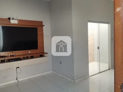 Casa com 3 Quartos à venda, 96m² no Jardim Holanda, Uberlândia