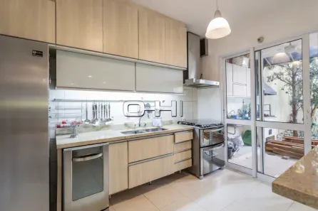 Casa de Condomínio com 4 Quartos à venda, 210m² no Indianópolis, São Paulo