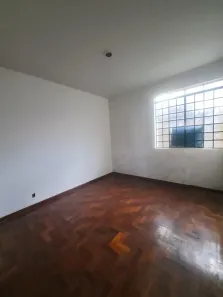 Casa com 2 Quartos para alugar, 80m² no Floramar, Belo Horizonte