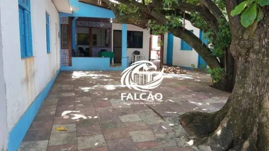 Imóvel Comercial com 10 Quartos para alugar, 700m² no Pituaçu, Salvador