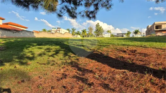 Lote/Terreno à venda, 1000m² no Vivendas do Lago, Sorocaba