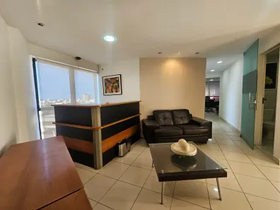 Sala Comercial com 4 Quartos para alugar, 70m² no Bessa, João Pessoa