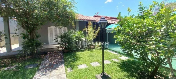 Casa de Condomínio com 3 Quartos à venda, 170m² no Itaipu, Niterói