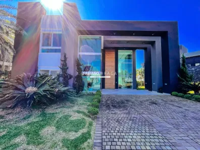 Sobrado com 4 Quartos à venda, 350m² no XANGRI-LÁ, Xangri-Lá