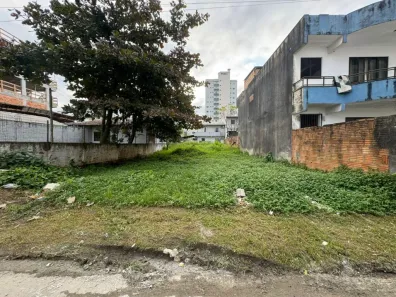 Lote/Terreno à venda, 261m² no Meia Praia, Itapema
