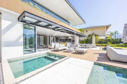 Casa de Condomínio com 6 Quartos à venda, 747m² no São Brás, Mangaratiba