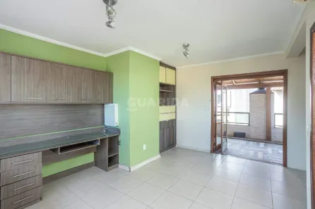 Casa de Condomínio com 3 Quartos para alugar, 240m² no Jardim Isabel, Porto Alegre