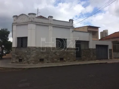Casa com 4 Quartos à venda, 159m² no Centro, Araraquara