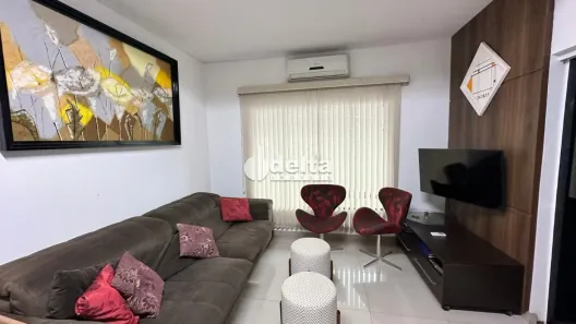 Casa com 3 Quartos à venda, 189m² no Jardim Patrícia, Uberlândia