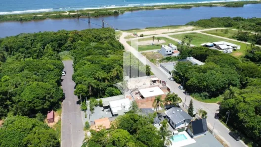 Casa com 2 Quartos à venda, 70m² no Quinta dos Açorianos, Barra Velha