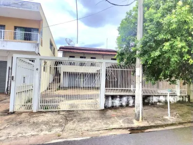 Casa com 2 Quartos para alugar, 140m² no Palmital, Marília