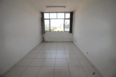 Prédio Comercial para alugar, 39m² no Zona 01, Maringá