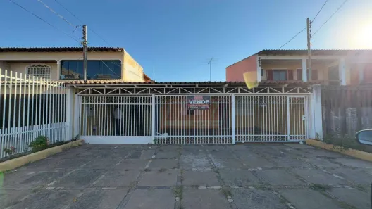 Casa com 3 Quartos à venda, 300m² no Taguatinga Sul, Brasília