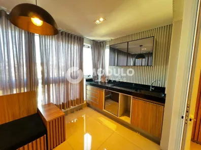 Apartamento com 3 Quartos para alugar, 162m² no Tabajaras, Uberlândia