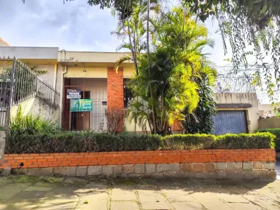Casa com 3 Quartos à venda, 79m² no Passo da Areia, Porto Alegre