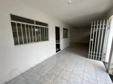 Casa com 3 Quartos à venda, 129m² no Santa Marta, Uberaba