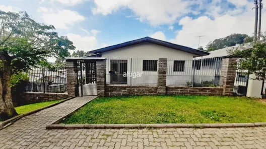Casa com 3 Quartos para alugar, 200m² no São Ciro, Caxias do Sul