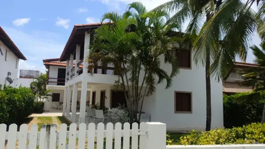 Casa com 4 Quartos à venda, 512m² no Guarajuba (Monte Gordo), Camaçari