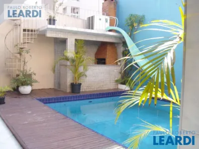 Sobrado com 4 Quartos à venda, 550m² no Vila Romana, São Paulo