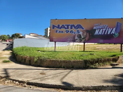 Lote/Terreno à venda, 330m² no Jardim Ferreira, Sorocaba