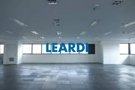 Ponto Comercial à venda, 255m² no Mirandópolis, São Paulo