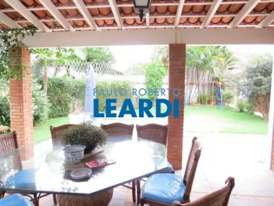 Sobrado com 4 Quartos à venda, 380m² no Jardim Guedala, São Paulo
