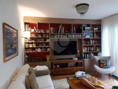 Sobrado com 4 Quartos para alugar, 300m² no Campo Belo, São Paulo
