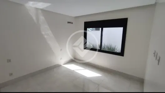 Casa de Condomínio com 4 Quartos à venda, 240m² no Fazenda Vau das Pombas, Goiânia
