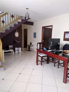 Casa com 4 Quartos à venda, 240m² no Professor José Augusto da Silva Ribeiro, Marília