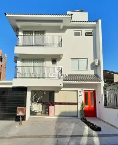 Casa com 3 Quartos à venda, 260m² no Camobi, Santa Maria