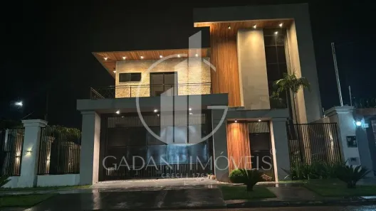 Casa com 3 Quartos à venda, 211m² no Jardim Belo Horizonte, Sinop