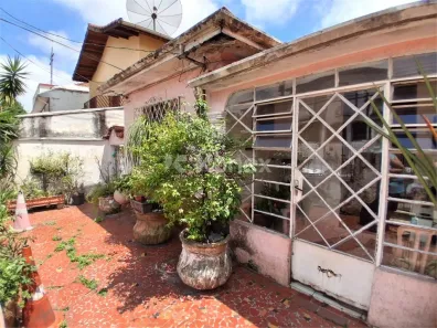 Casa com 3 Quartos à venda, 251m² no Vila Vitório Mazzei, São Paulo