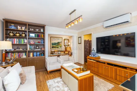 Casa com 3 Quartos à venda, 199m² no São Lourenço, Curitiba
