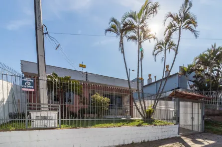 Casa com 2 Quartos à venda, 203m² no Rubem Berta, Porto Alegre