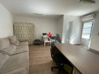 Casa com 4 Quartos para alugar, 250m² no Vila Esperança, São Paulo