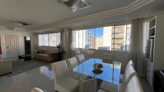 Apartamento com 4 Quartos para alugar, 219m² no Centro, Florianópolis
