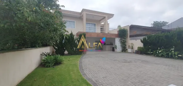 Sobrado com 4 Quartos à venda, 233m² no Armação, Penha