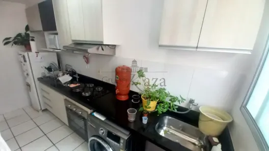 Apartamento com 2 Quartos para venda ou aluguel, 47m² no Vila Tesouro, São José dos Campos