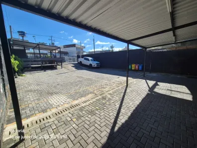Galpão/Depósito/Armazém para alugar, 270m² no Uberaba, Curitiba