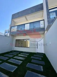 Sobrado com 3 Quartos à venda, 190m² no São Francisco de Assis, Camboriú