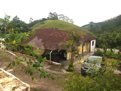 Fazenda/Sítio com 2 Quartos à venda, 200m² no Natividade da Serra, Natividade da Serra