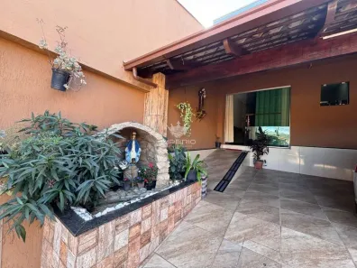 Casa com 4 Quartos à venda, 282m² no Santo Antônio, Itaúna