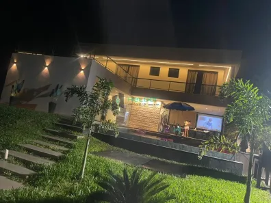 Casa de Condomínio com 4 Quartos à venda, 390m² no Balneário Quintas do Lago, Cláudio