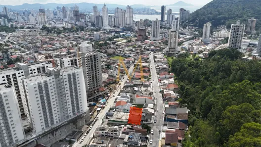Lote/Terreno à venda, 354m² no Fazenda, Itajaí