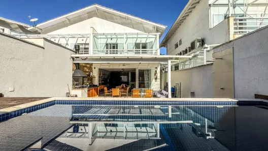 Casa de Condomínio com 3 Quartos à venda, 131m² no Maresias, São Sebastião
